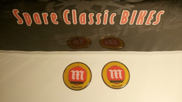 Pack stickers in resin logo Montesa